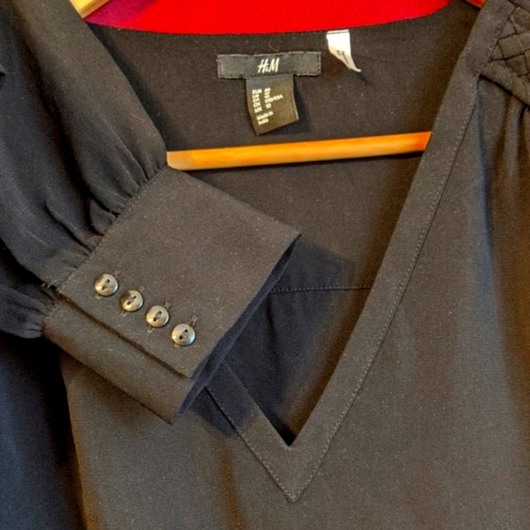 Long Sleeve Black Shift Dress from H&M - Picture 3 of 12